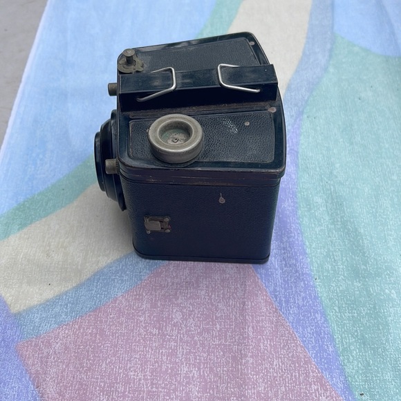 Vintage Kodak camera - Picture 3 of 9